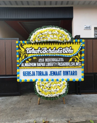 Papan Bunga Duka di Ratu Samban