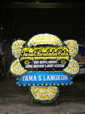 Papan Bunga Duka di Ratu Samban